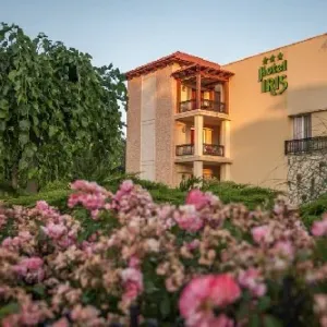 Hotel Iris / Mimoza - Jupiter