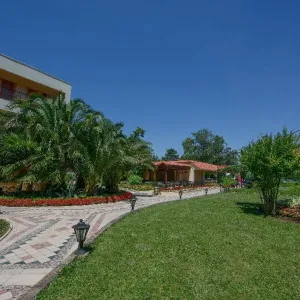 Hotel Iris / Mimoza