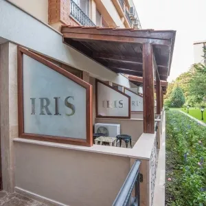 Hotel Iris / Mimoza