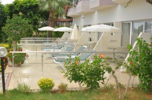 Hotel Aska Just In Beach
