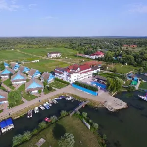 Hotel Cormoran Uzlina