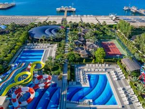 Hotel Royal Holiday Palace