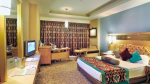 Hotel Royal Holiday Palace