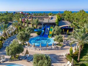 Hotel Royal Holiday Palace