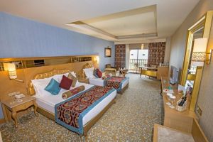 Hotel Royal Holiday Palace