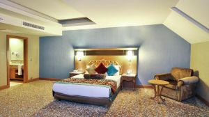 Hotel Royal Holiday Palace