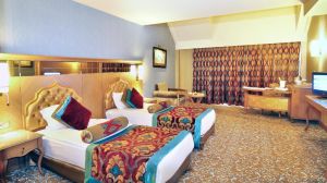 Hotel Royal Holiday Palace