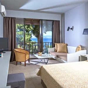 Hotel Aeolos Beach Resort