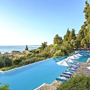 Hotel Aeolos Beach Resort