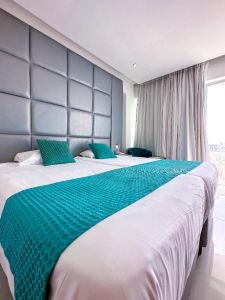 Hotel Silver Sands Beach