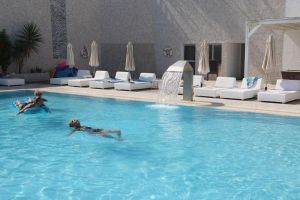 Hotel Silver Sands Beach