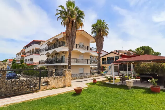 Hotel Hanioti Grand Victoria