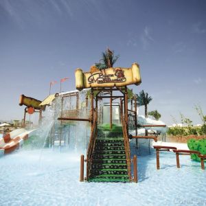 Hotel Coral Sea Water World