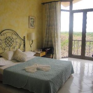 Hotel Allegro