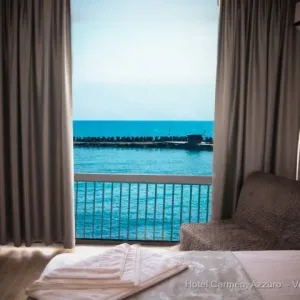 Hotel Carmen Azzuro