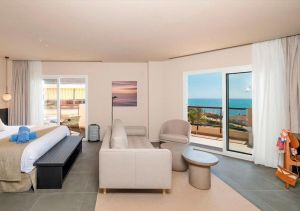 Aqua Hotel Promenade and Spa