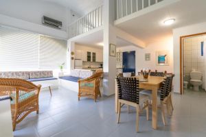 Hotel Govino Bay
