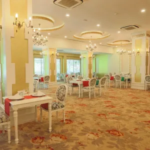 Crystal Tat Beach Golf Resort