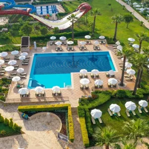 Crystal Tat Beach Golf Resort