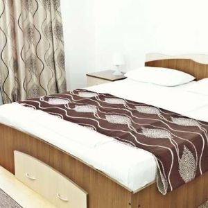 Hotel Saras Sons