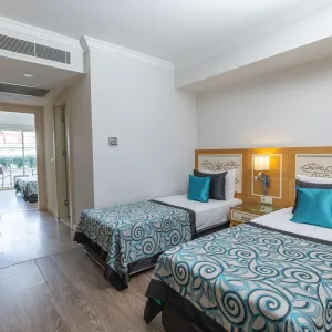 Hotel Crystal Waterworld Resort and Spa