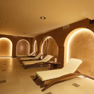 Royal Park and SPA Complex (Royal Park Apartaments)