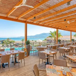 Hotel Roda Beach Resort