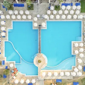 Hotel Roda Beach Resort