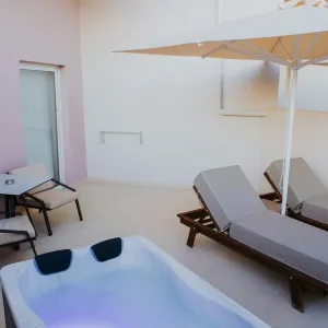 Hotel Sovereign Beach