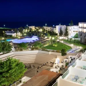 Hotel Sovereign Beach