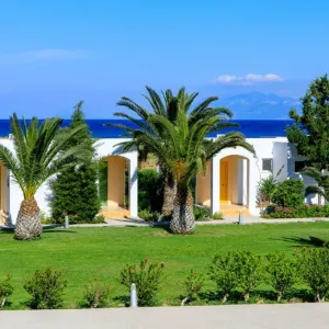 Hotel Sovereign Beach