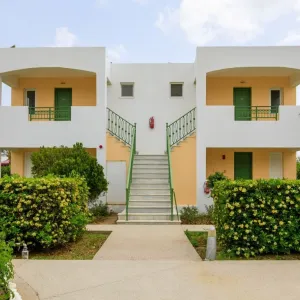 Hotel Sovereign Beach