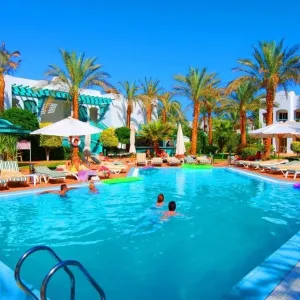 Hotel Falcon Hills