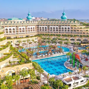 Hotel Crystal Sunset Luxury Resort and Spa