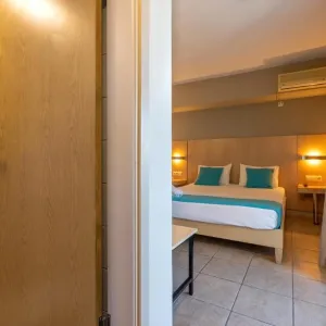 Hotel Citi Live