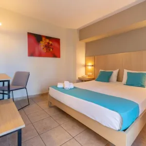 Hotel Citi Live