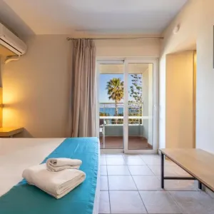 Hotel Citi Live