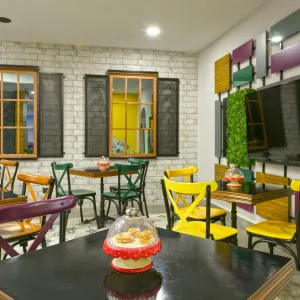 Hotel Monart City
