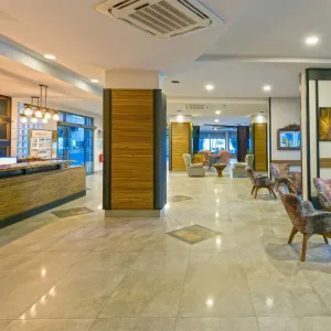 Hotel Monart City