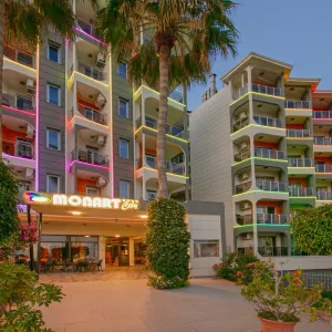 Hotel Monart City