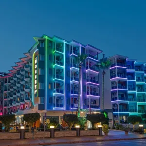 Hotel Monart City