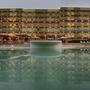 Hotel Ariti Grand