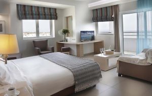 Hotel Glaros Beach