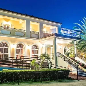 Hotel California Beach
