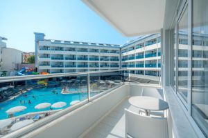 Hotel Avena Resort and Spa