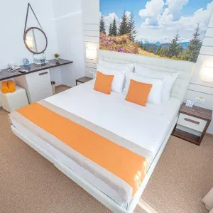 Hotel Mera Resort