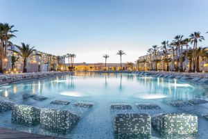 Hotel Grand Palladium White Island Resort and Spa