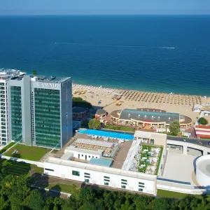 Hotel International Hotel Casino and Tower Suites