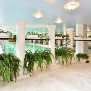 Hotel Estreya Residence