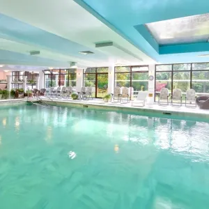 Hotel Estreya Residence
